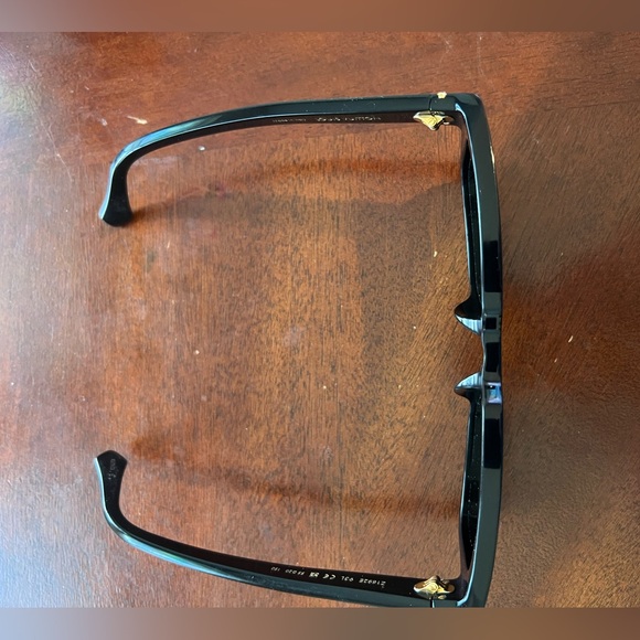 Men’s Louis Vuitton Glide Sunglasses. - Picture 8 of 15